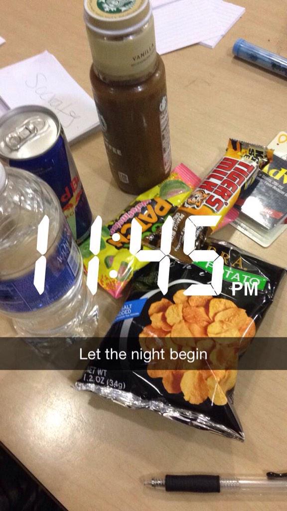 whitneywoof's tweet photo. #6hourssofar #6morehourstogo #finalsweek #fml http://t.co/L6ByOEs8ZK