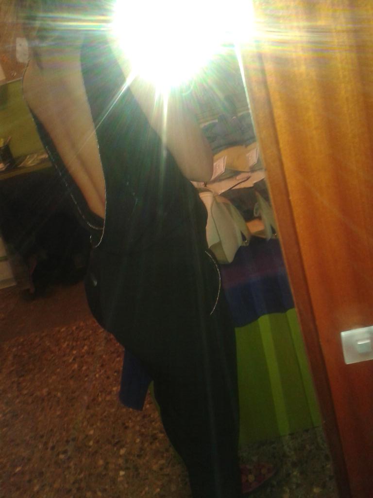 GonzlezGr's tweet photo. impresionante mono para esta noche vieja http://t.co/TBOpuqOz3U