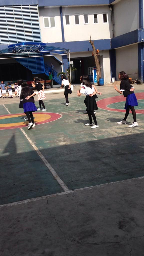 DanceBL's tweet photo. #TodayPerform http://t.co/oEWje3b6a6