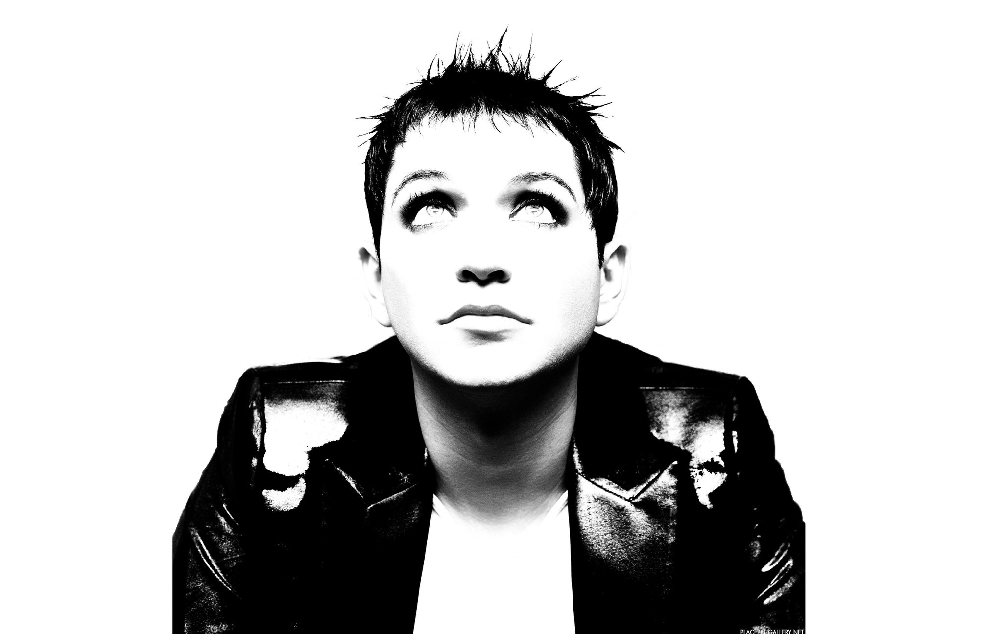 Happy bday Mr. Brian Molko   