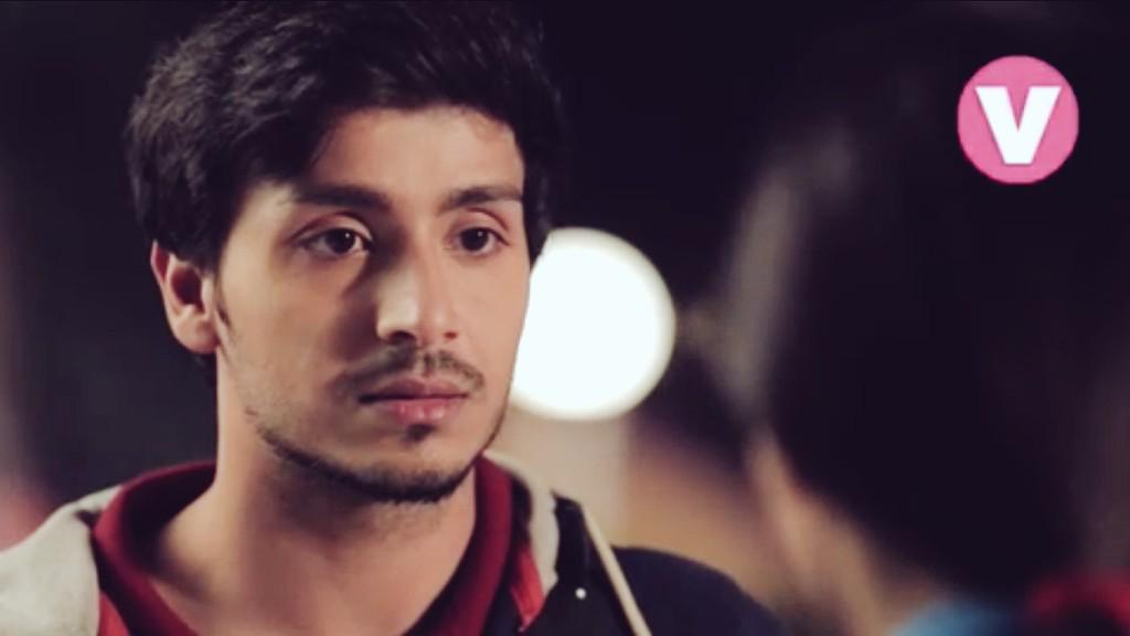 sandhirians's tweet photo. How Can Someone Look So Cute At Once ๐
#ParamPower ๐
@8paramsingh, We Loved You In This Scene. http://t.co/KniWIYJFYq