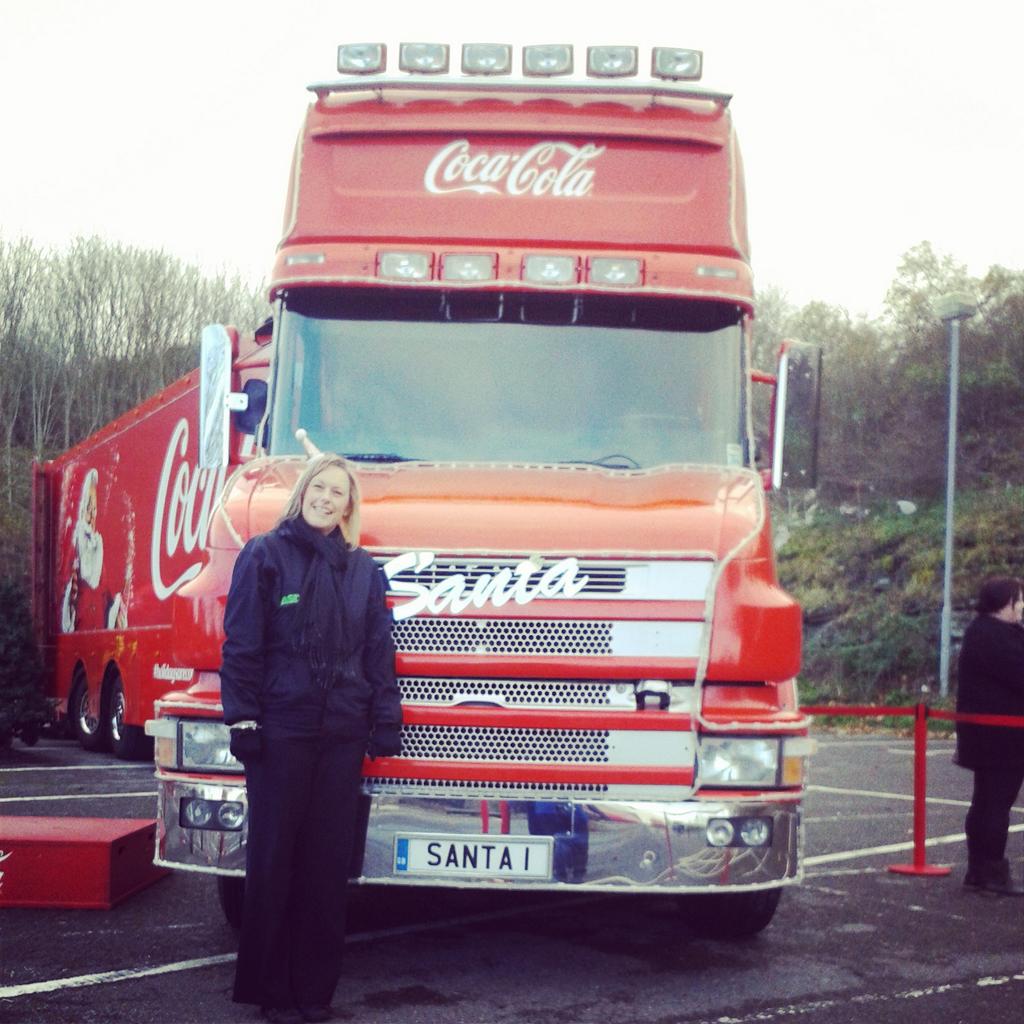 asdapatchway's tweet photo. Looking for a festive evening? Holidays are here at Asda Patchway BS34 5TL #asdaclc #Community http://t.co/5XR0gfIZ4q