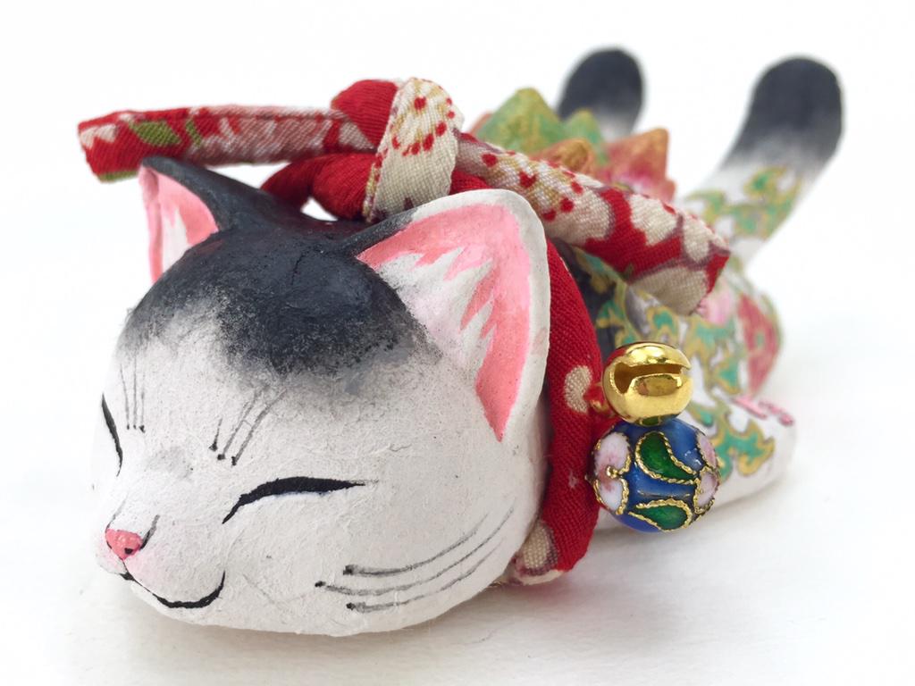 小夏屋 眠りネゴラカスタム 日光の眠り猫の彫刻をイメージして塗りました 牡丹の花の下で眠る猫 裏側には雀が飛んでいます 平和を表しているんだそうです Http T Co Mbljxnuyw5 小夏屋 眠りネゴラカスタム 日光の眠り猫の彫刻をイメージして塗りました 牡丹の花の下で眠る猫 裏側には雀が飛んでいます 平和を表しているんだそうです Http T Co Mbljxnuyw5