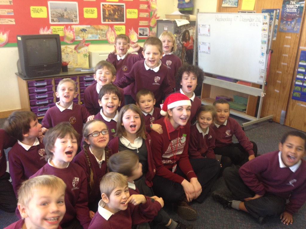 CrnServiceStars's tweet photo. @EatHappyProject @AndyWoolfenden fantastic christingle farm to fork today http://t.co/AlBPNz5Mor