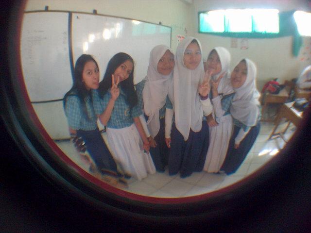 ChongEverywhere's tweet photo. Keslakuan ;) Selamat Malam IX-H ;) http://t.co/qx50LeTywr