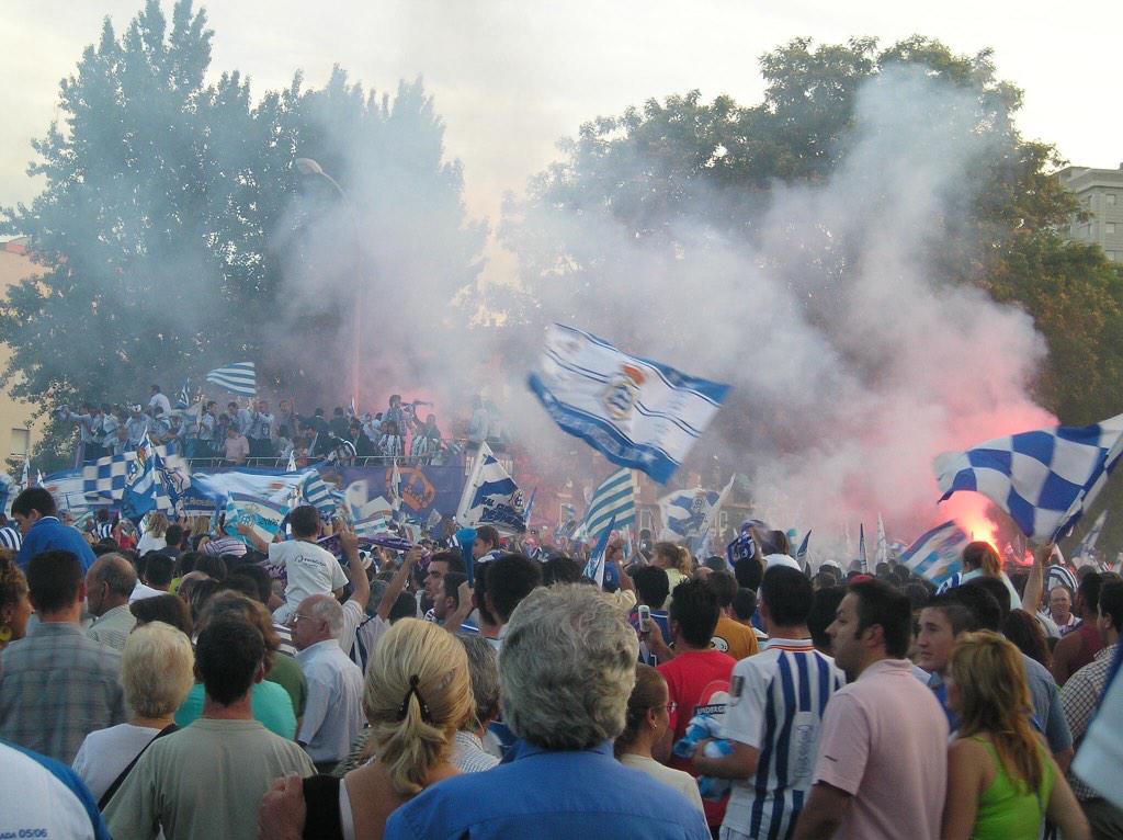 joseluis_1496's tweet photo. "@imr_dosmil: ¿DÓNDE ESTÁIS? #SOSRecre http://t.co/9PXonCpHxB"