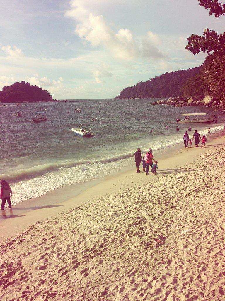 myrul94's tweet image. pangkor island...rindu pantai...hmm #teluknipah #familyvacation