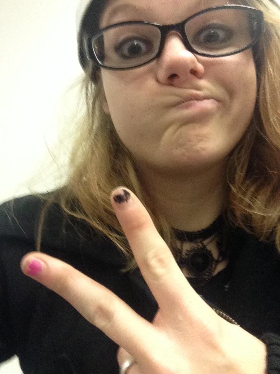 melissamanos's tweet image. Looking awesome