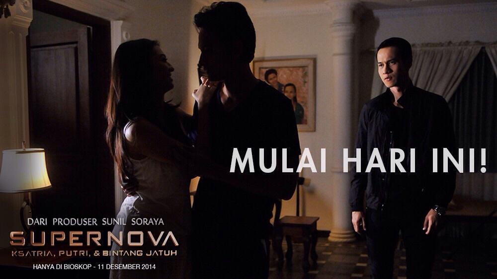 sorayafilms's tweet photo. Supernova! Nonton HARI INI juga!!! Hanya di Bioskop!!! It's a mind bending experience!!! http://t.co/OHRY9upGF1