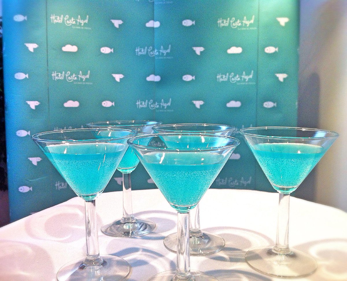 HCostaAzul's tweet image. Todo listo para dar la bienvenida a GD Duran. En nuestra sala Llevant y sus increíbles vistas al #puerto y #Palma.