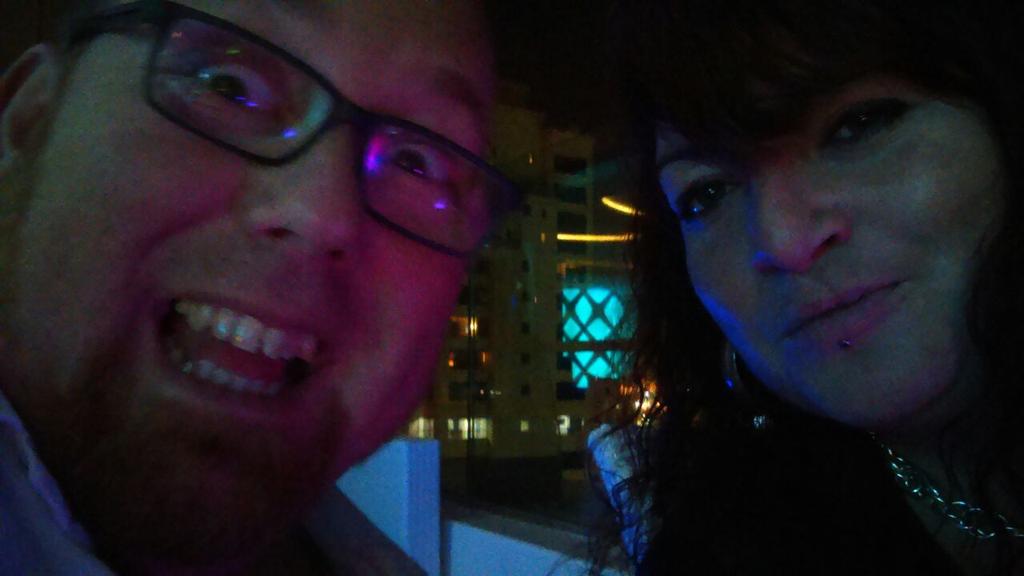 MikeyMole's tweet photo. Making the most of 2 for 1 at the Hilton Pure Sky Lounge @TheWalk http://t.co/521vtYpqZL