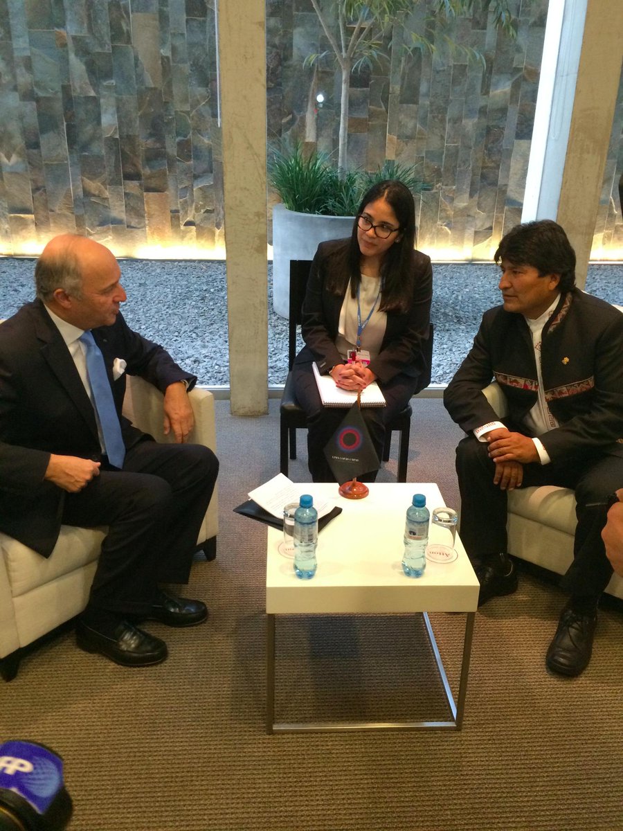 LaurentFabius's tweet photo. Entretien avec le président bolivien Evo Morales @LimaCop20 #COP20Lima #bolivie http://t.co/LNro8rY3yY