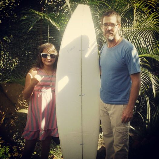 huracanfoam's tweet photo. Kelly Prada, surfista del circuito infantil, recibe este foam como parte de su patrocinio para la temporada 2015. http://t.co/AXHjJ61fWd