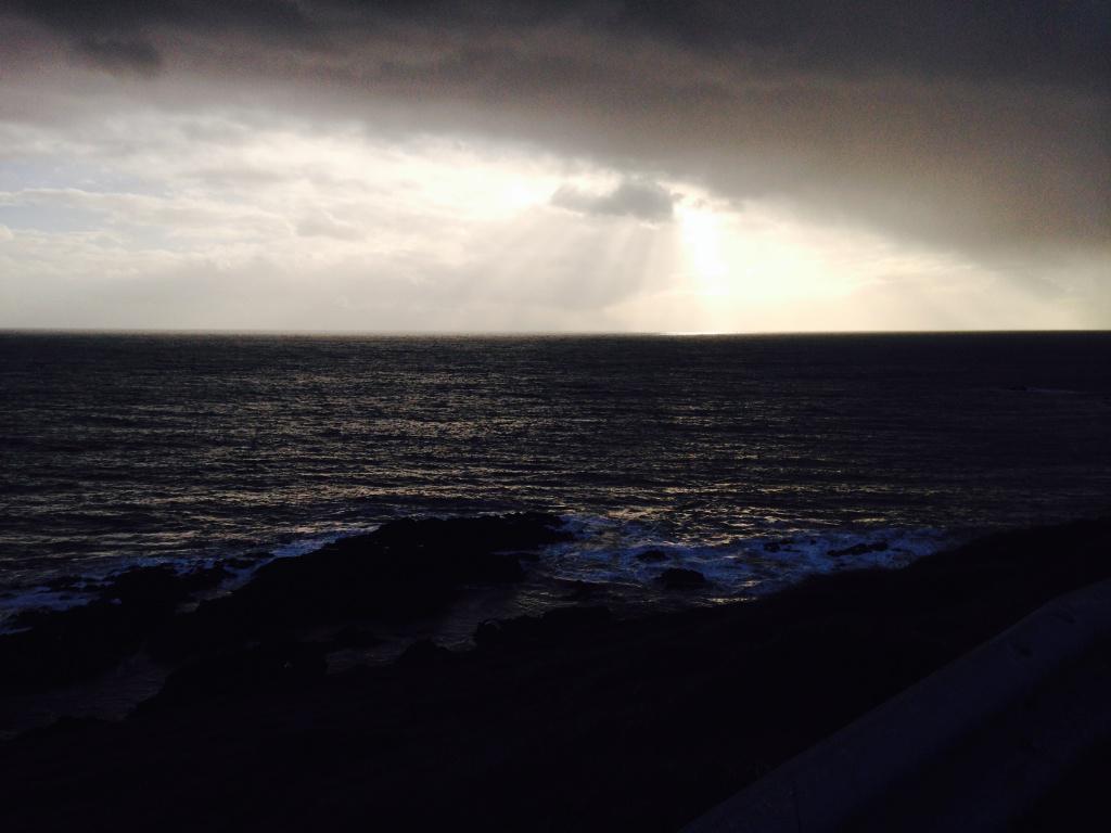 ArcherValerie's tweet photo. #JustSoIrish 
Looks like someone up there 
Wanted to give me #SUNSHINE &amp; #SHOWERS 🙏 http://t.co/XtIt6gkyFP