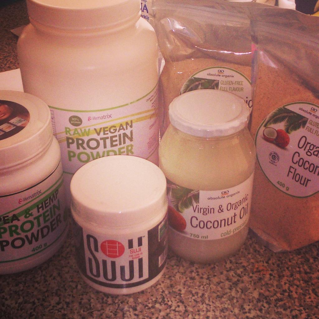 JodyCalitz's tweet image. Thank u to my sponsor #Lifematrix for the awesome products! Guess who&apos;s gonna be baking😁😍🍥🍯🍰🍫🍏🍌all healthy!!!
