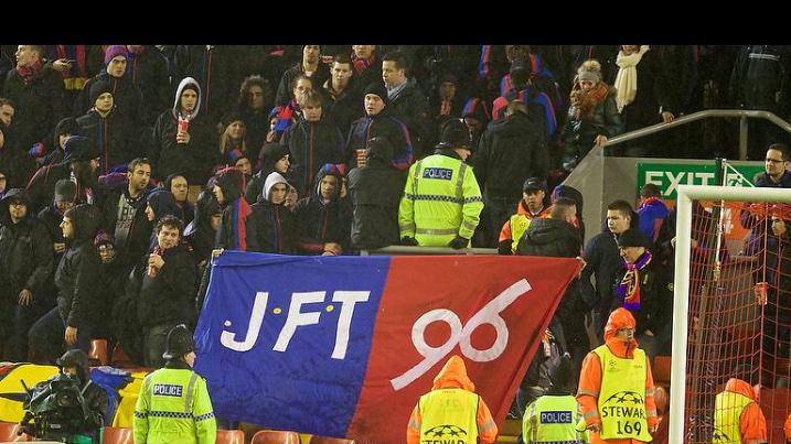 PhotosLFC's tweet photo. Class touch from the @FC_Basel fans last night
#JFT96 #LFCvsFCBasel #YNWA http://t.co/nTOYfPCo0w