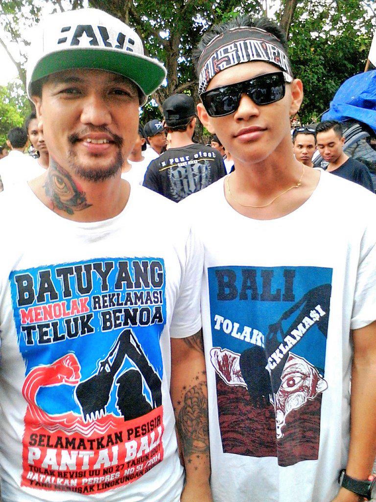 With JhonKrebek <a href="/baliekarock/">Jon Eka Rock</a> 
Dengan menggunakan bandana @OSD_GIANYAR  
Bergerak berkreasi