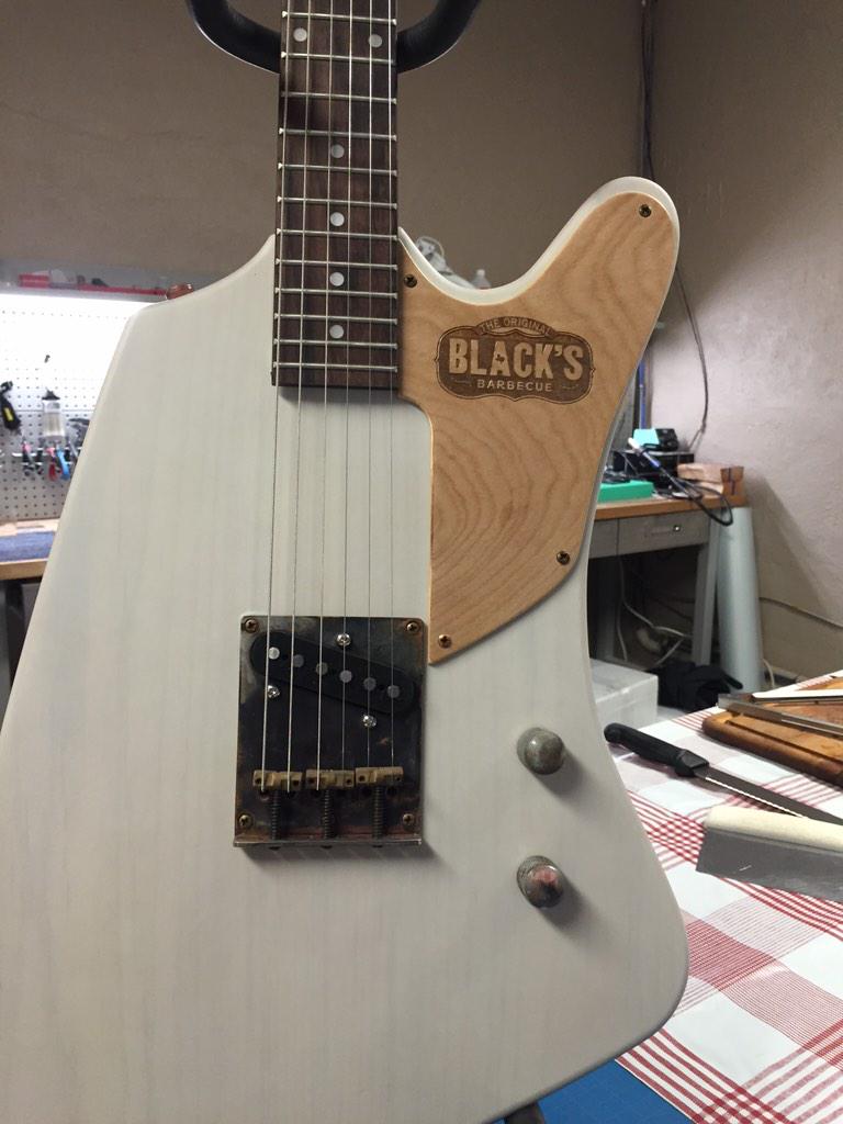 Had a great time last night  <a href="/MonikerGuitars/">Moniker Guitars</a> event!! They are giving away this sweet guitar with <a href="/CultureMapATX/">CultureMap Austin</a>!