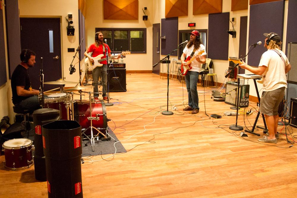 The Key Studio Sessions: <a href="/HighKickMusic/">HighKick</a> | thekey.xpn.org/2014/12/10/kss… <a href="/worldcafelive/">World Cafe Live</a>