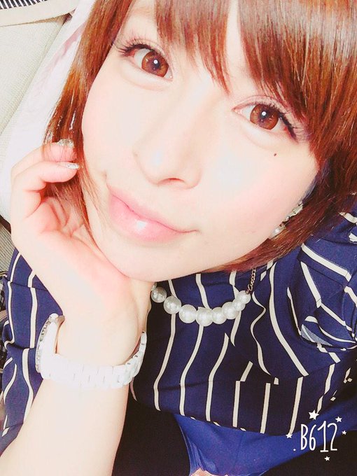 寝れないから半身浴しよ。 Nivea買ってみたらとても肌に 合わなくてびっくり。。。 肌弱すぎる( ˃̣̣̥&omega;˂̣̣̥ )( ˃̣̣̥&omega;˂̣̣̥ ) http://t.co/7d9lsNN0dh