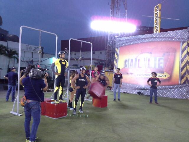 TCdeportesEC's tweet photo. Da RT si quieres que gane el amarillo
Da FAV si quieres que gane el rojo
#PorqueC7es todo e #IsaVolverá http://t.co/aBYKOrJA1d