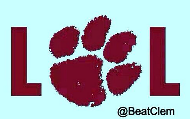 CockyShark's tweet photo. #Oklahoma Will have at least one extra fan on 12/29/14.
Go Sooners!! Beat that #UpstateTeam
@RussellAthBowl http://t.co/LaZxLH2bGZ