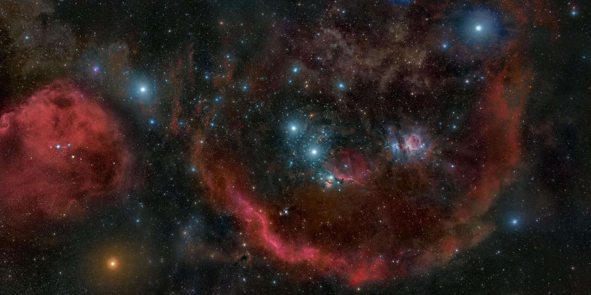 SkyImageLab's tweet image. An #Orion panorama unlike any other. Nearly 25 degrees in space. bit.ly/1FMUlRN
