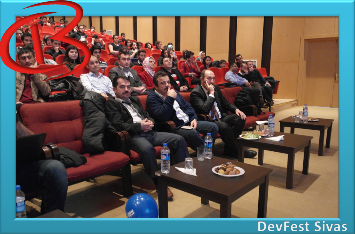 cumhuriyetbmk's tweet photo. #DevFestSivas Etkinlikten http://t.co/WS0jb9Xm9h