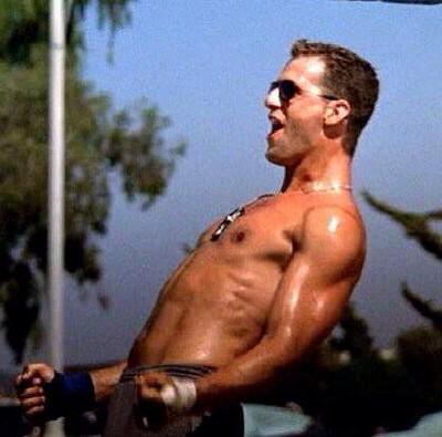 TopGunQuoter's tweet photo. My reaction when Top Gun is on TV http://t.co/HZZTSSroyY