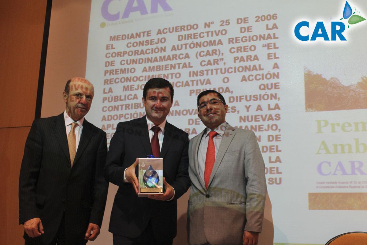 CAR_Cundi's tweet photo. Gestión Municipal: Primer lugar para municipio @alcaldiapacho http://t.co/GNBlJZ0qh4 @AlfredignacioB @CundiAmbiente http://t.co/zMs5mPOWkv