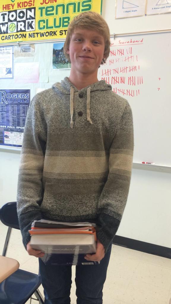 nellrouillard's tweet photo. Who wore it better? 💁
RT: Donnay
Fav: Aj http://t.co/1dBdQ0Ve5u