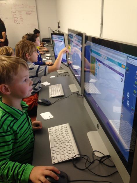 mrdejesus4's tweet photo. 1st grade coders! #hourofcode #tsbhourofcode Thanks @codeorg! http://t.co/koJwdf2Crq