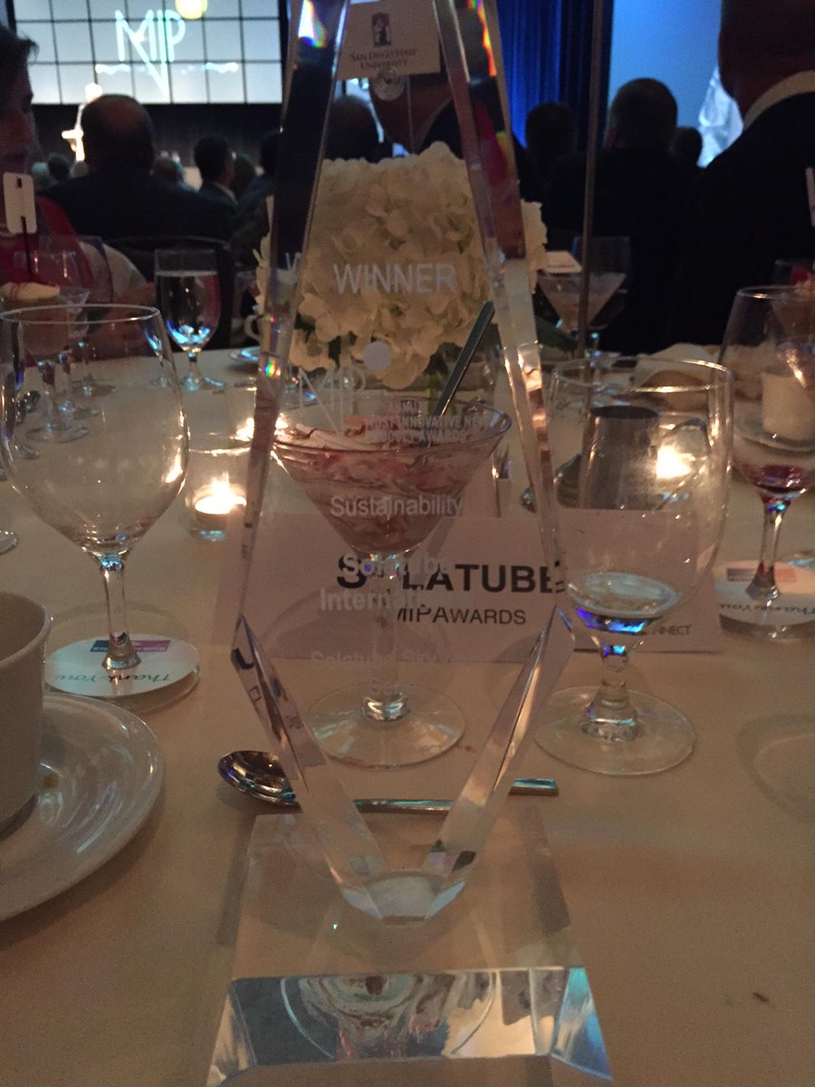 Solatube's tweet photo. SkyVault was awarded @CONNECTinSD 's distinguished Most Innovative Product (MIP) Award for Sustainability! #MIP2014 http://t.co/OTgbIrVNEV