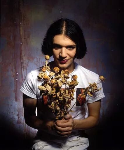Happy birthday Brian Molko singer of I love you <3 