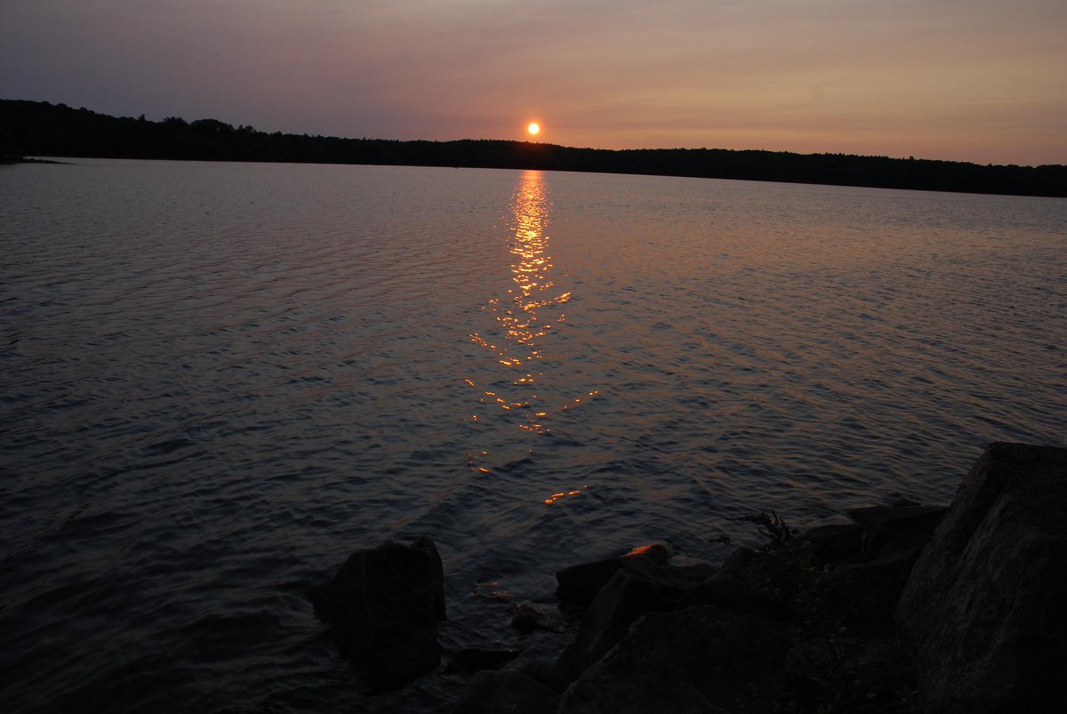 Some_Eventful's tweet photo. Sunsets #MyWildCanada @OntarioParks #PineryPP #BonEchoPP http://t.co/ecEPxofhv5