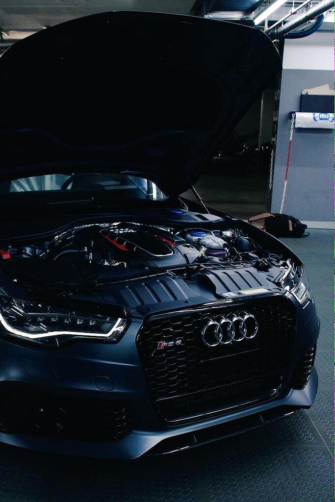 postbadcars21's tweet photo. Un monstre l'audi rs6 #postbadaudi #PostBadCars http://t.co/k2GnyJwTF8