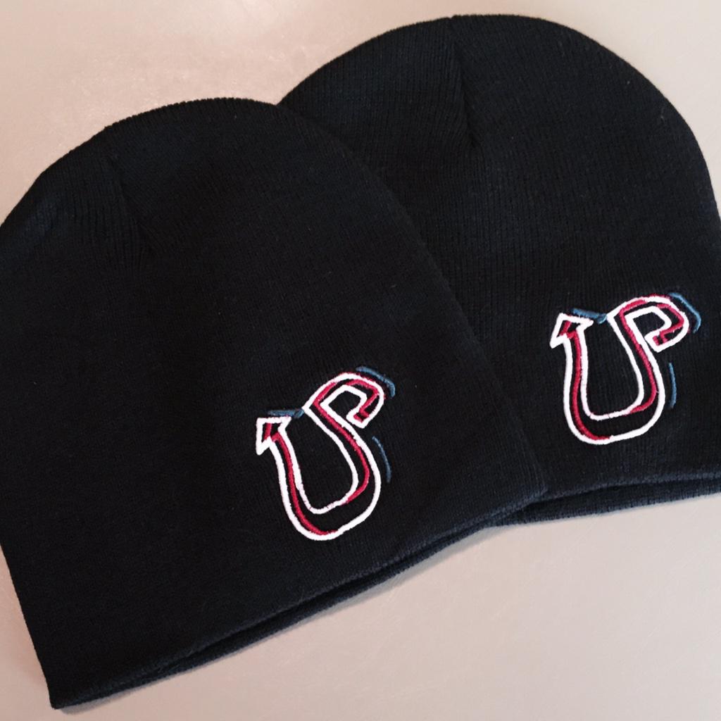 Acesfull_44's tweet photo. "@HeadsUpGear: Check out our new Beanies at http://t.co/dU4xHtMVFL http://t.co/s8QwskCW8g" I need one of these for this weekend!  #chytown