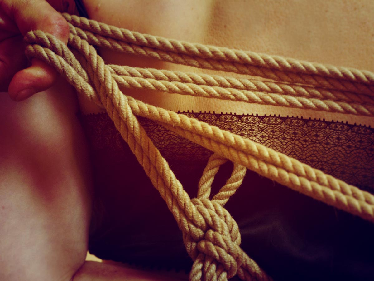 learn-japanese-rope-bondage