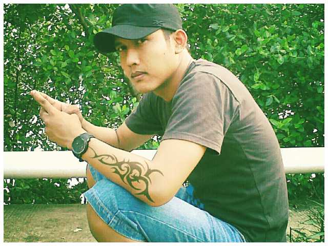asep_adhel's tweet photo. #underground_Exiss baaeeee lahhhh..... http://t.co/5FhrC7aiTx