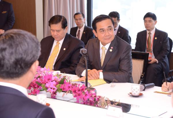 นรม.หารือกับนักธุรกิจชาวเกาหลี ณ โรงแรม Lotte Hotel Busan นครปูซาน สาธารณรัฐเกาหลี วันที่ 11 ธันวาคม 2557