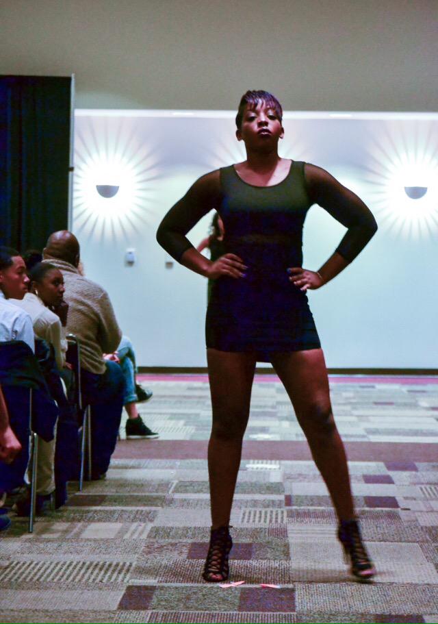 ladieslovezra's tweet photo. Some pics from last week's showππ #GroupMODA #fashion http://t.co/hgSXbPEQ4o