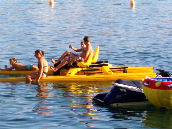 Ecobarcos's tweet photo. Equipa tu operador turístico con los modernos #SeaCycle Set de 6 Catamarán por solo 298356 MXN c/IVA #Tours #Cancun http://t.co/9KFucLtABl