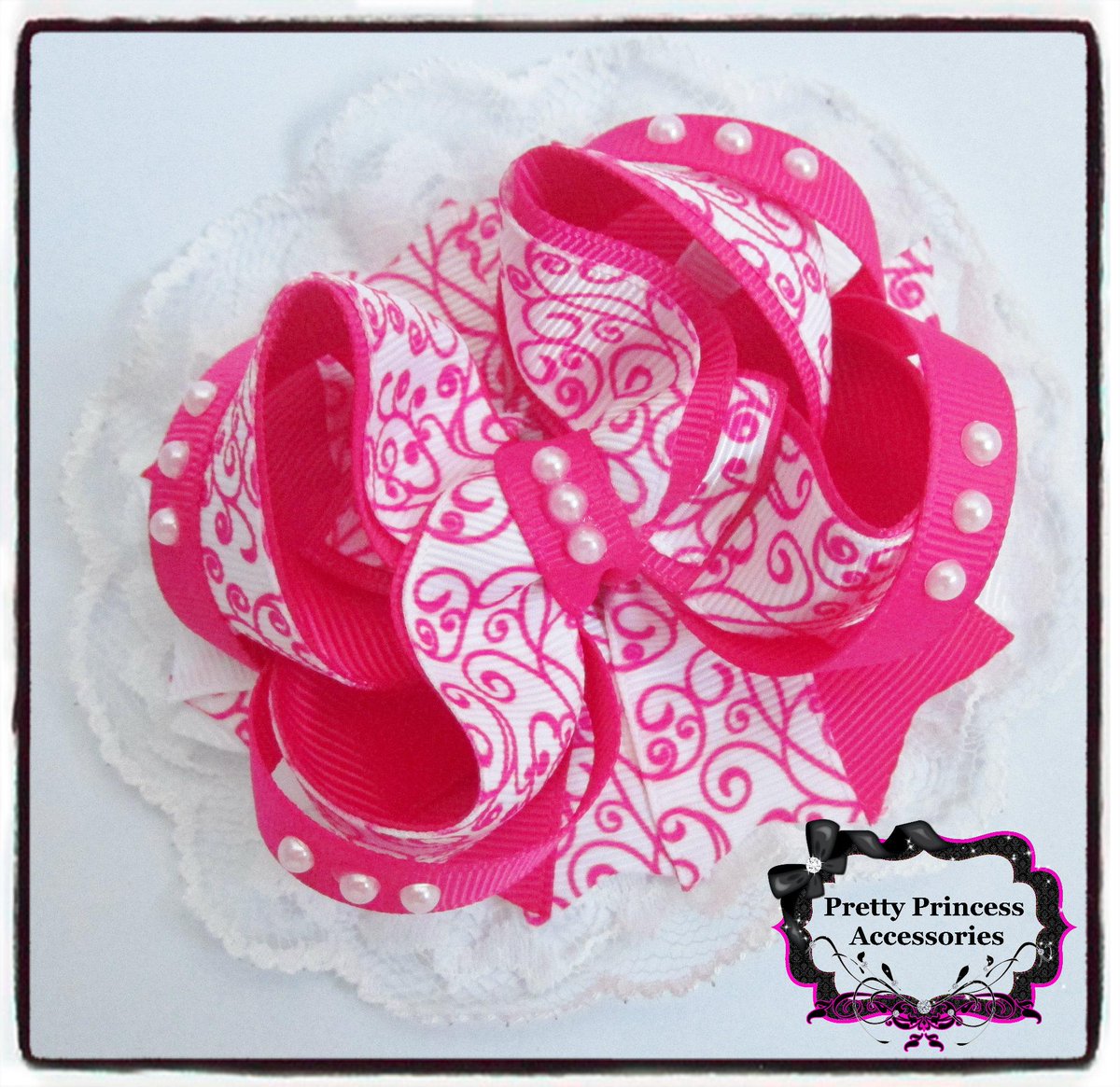 4PrettyPrincess's tweet photo. Recent makes. Gone for lace/bling this time! x http://t.co/9k6CGerF5b
