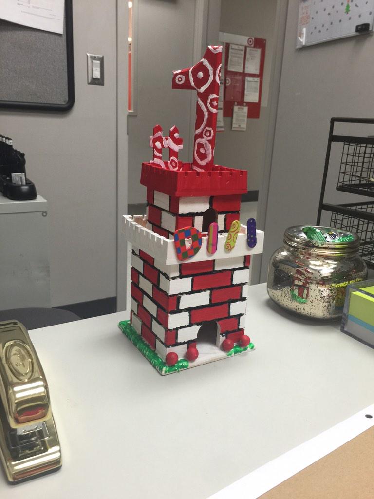 ErinMannick's tweet photo. We are the red card champions! #D111RedTrain #1202 @algaffner @bob_orourke http://t.co/HL9WnA6dHt