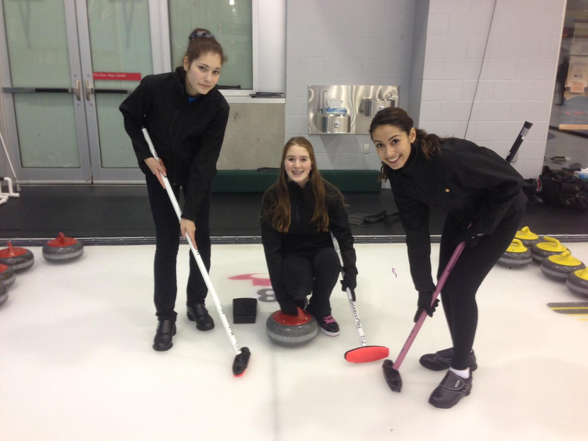 vancurling tweet picture