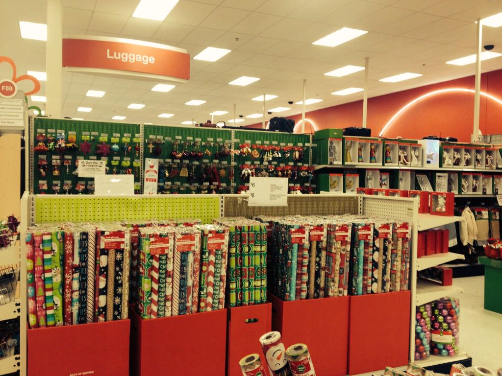 HConway12's tweet photo. Driving some sales @Andreya_Allen @angel_yanke #D208GSD http://t.co/4M8CAj1BIg