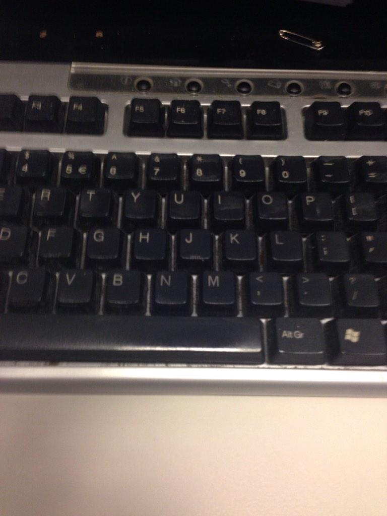 samwarrenwhite's tweet photo. Testing #testing http://t.co/bWwrAMQsae