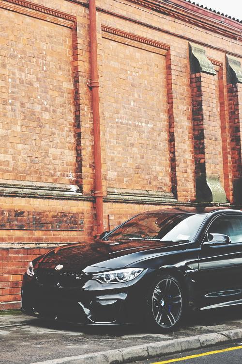 BMWMID's tweet photo. ¿Crees en el amor a primera vista?

¿Por qué no vuelves a mirar? http://t.co/luF1qDEwQj