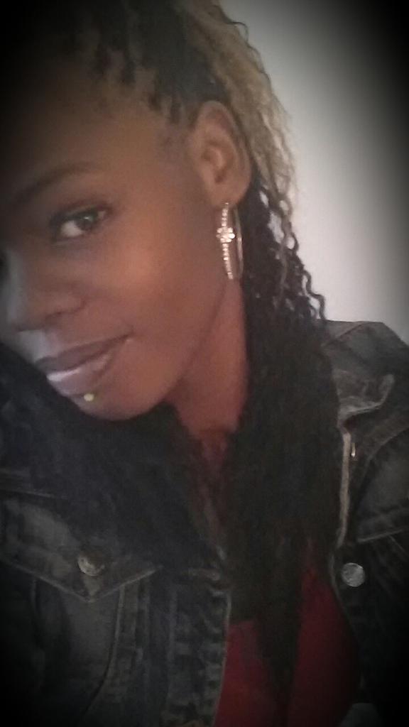 cechols30's tweet photo. #lovin life..♡♥♡#lovin me http://t.co/lgAS0BBgDg