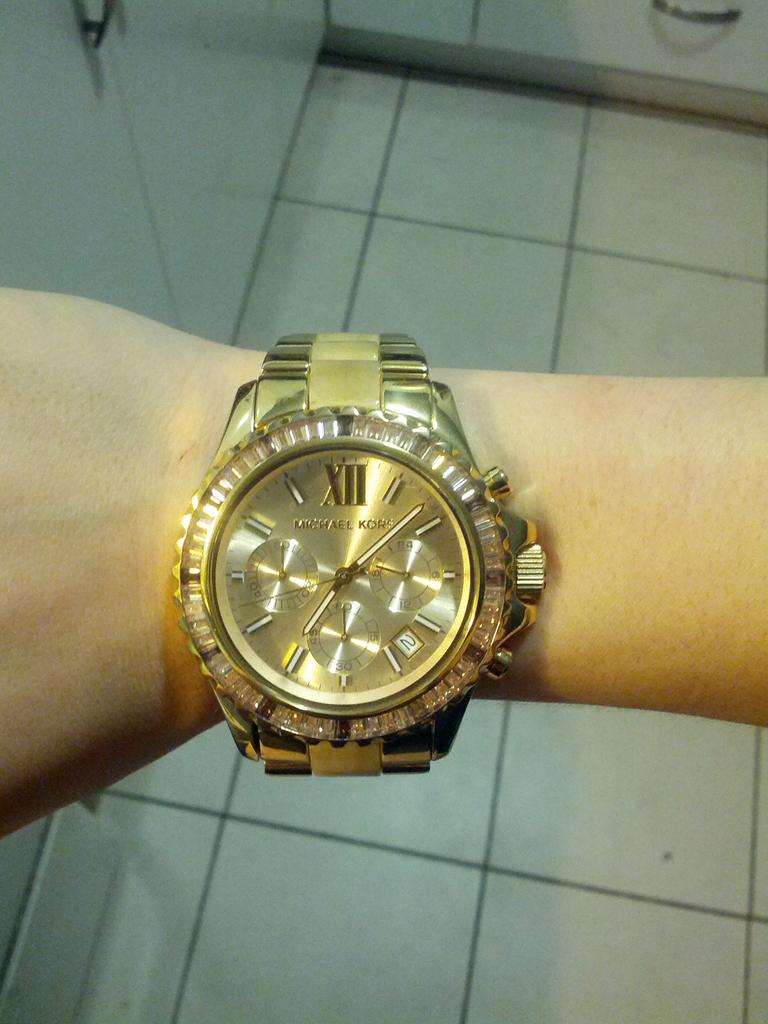 Nicolitsis's tweet photo. Early Christmas prezzie from the bf http://t.co/lEAj0W6dgl